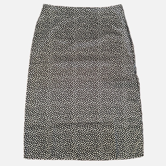 H&M Dresses & Skirts - Divided by H&M Satin Black and Green Ditsy Floral Pencil Skirt Size 10